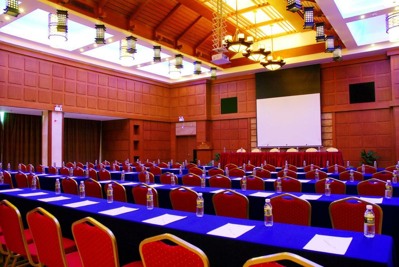 Rongjin Haiyue Hotel ซานย่า ภายนอก รูปภาพ